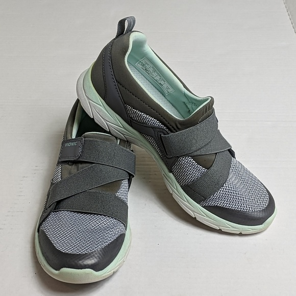 vionic dash sneaker